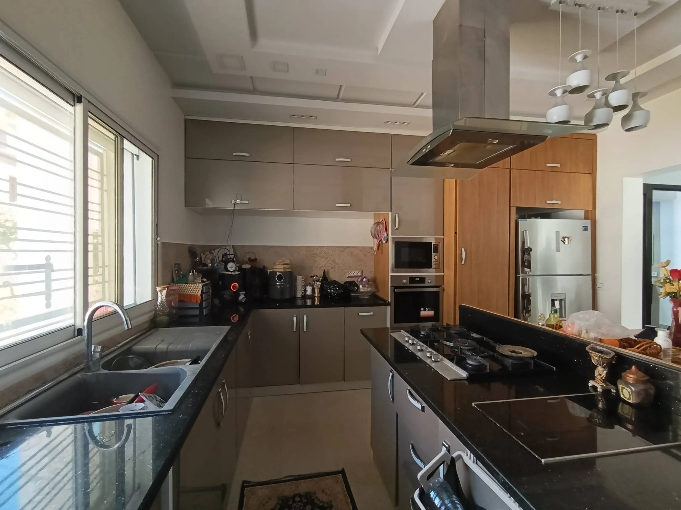 Une villa moderne avec piscine à Kélibia ville