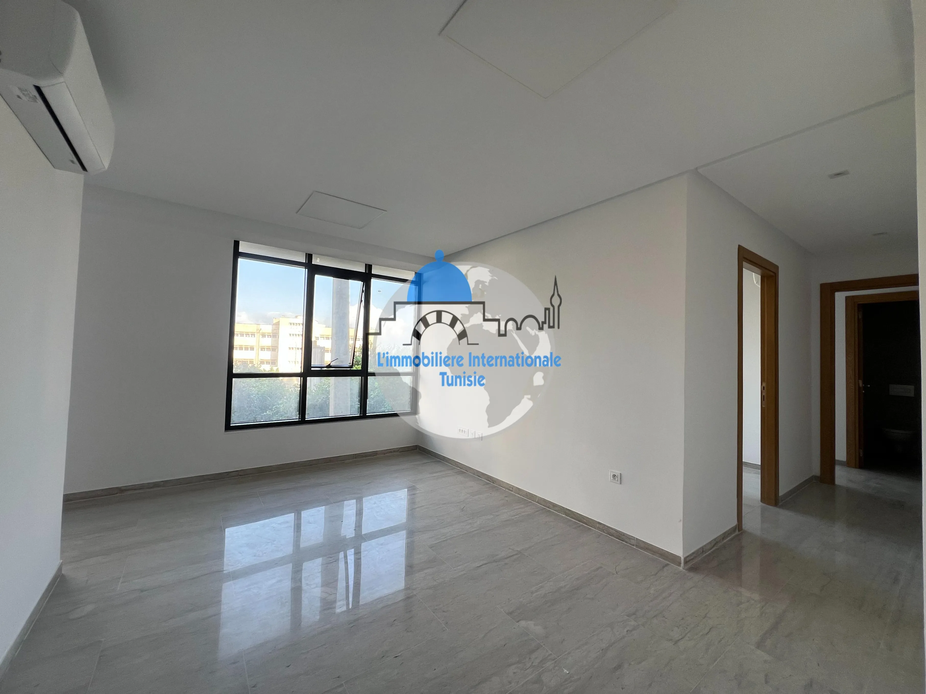 A louer Bureau A+3 au Centre ville Sousse