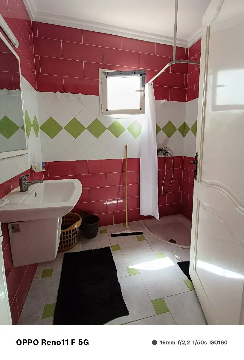 A vendre une maison indépendante au centre El Hawaria
