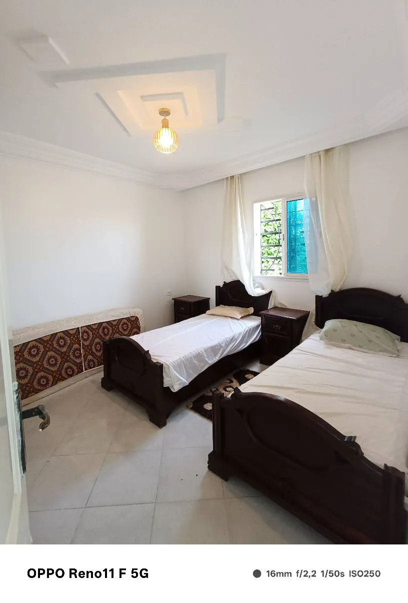 A vendre une maison indépendante au centre El Hawaria