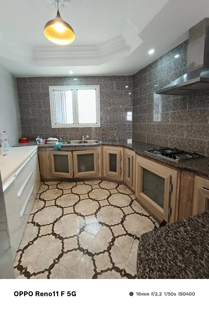A vendre une maison indépendante au centre El Hawaria