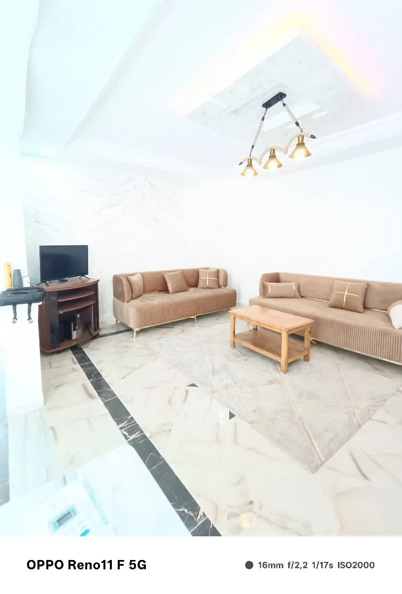A vendre une maison indépendante au centre El Hawaria