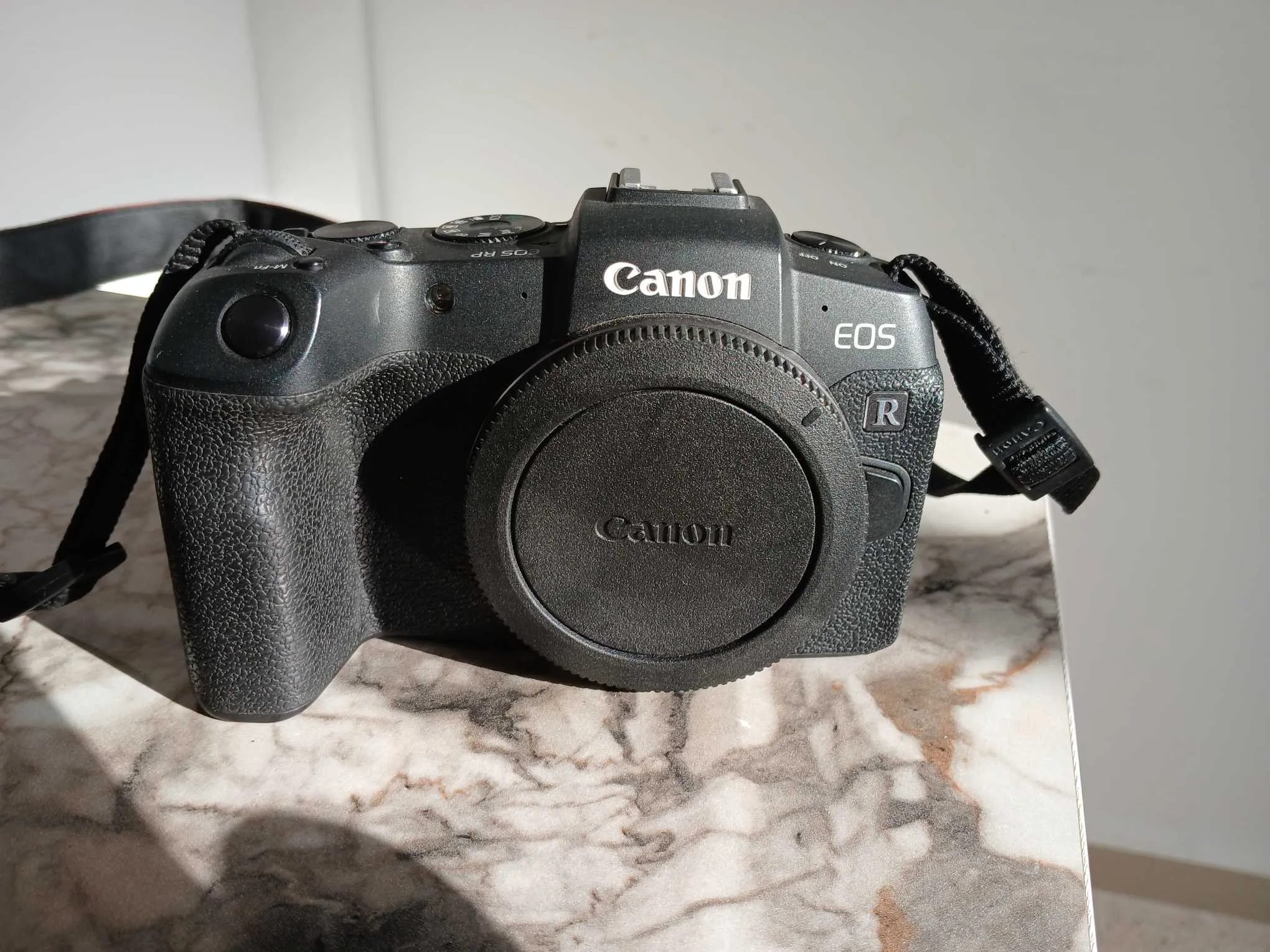 📸 Canon EOS RP – Hybride Plein Format | Occasion Importé de France