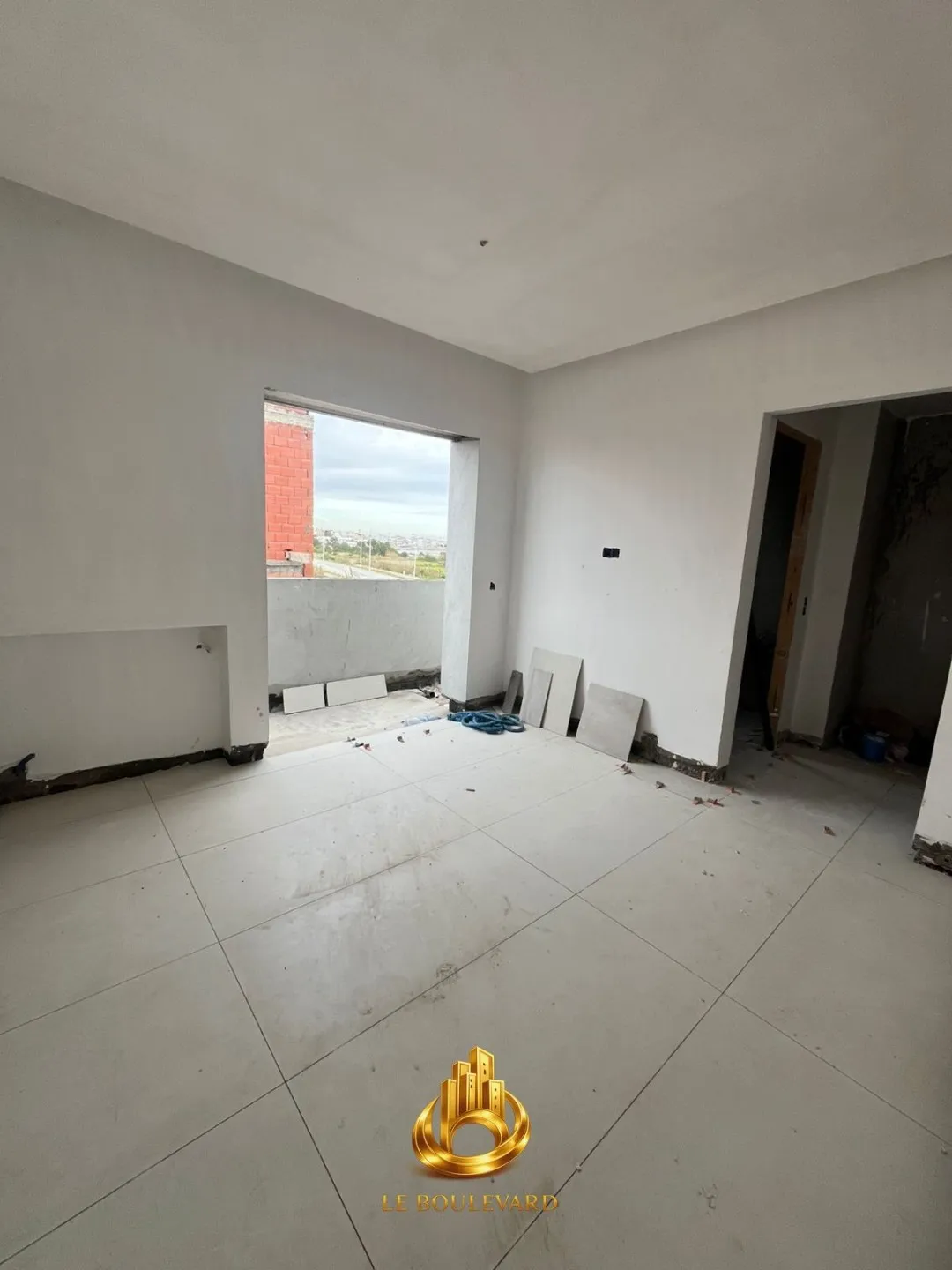 A vendre Appartement S+3 vue sur mer à Jinene Beni Khiar