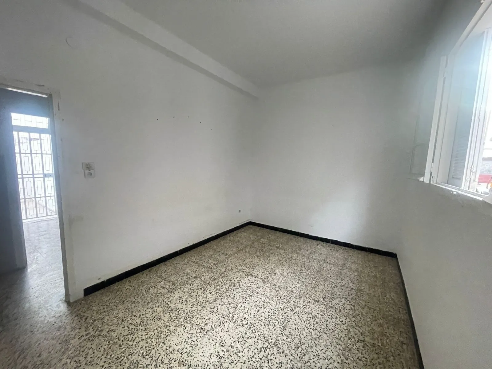 A Vendre un Appartement S3 à ain meriem Bizerte
