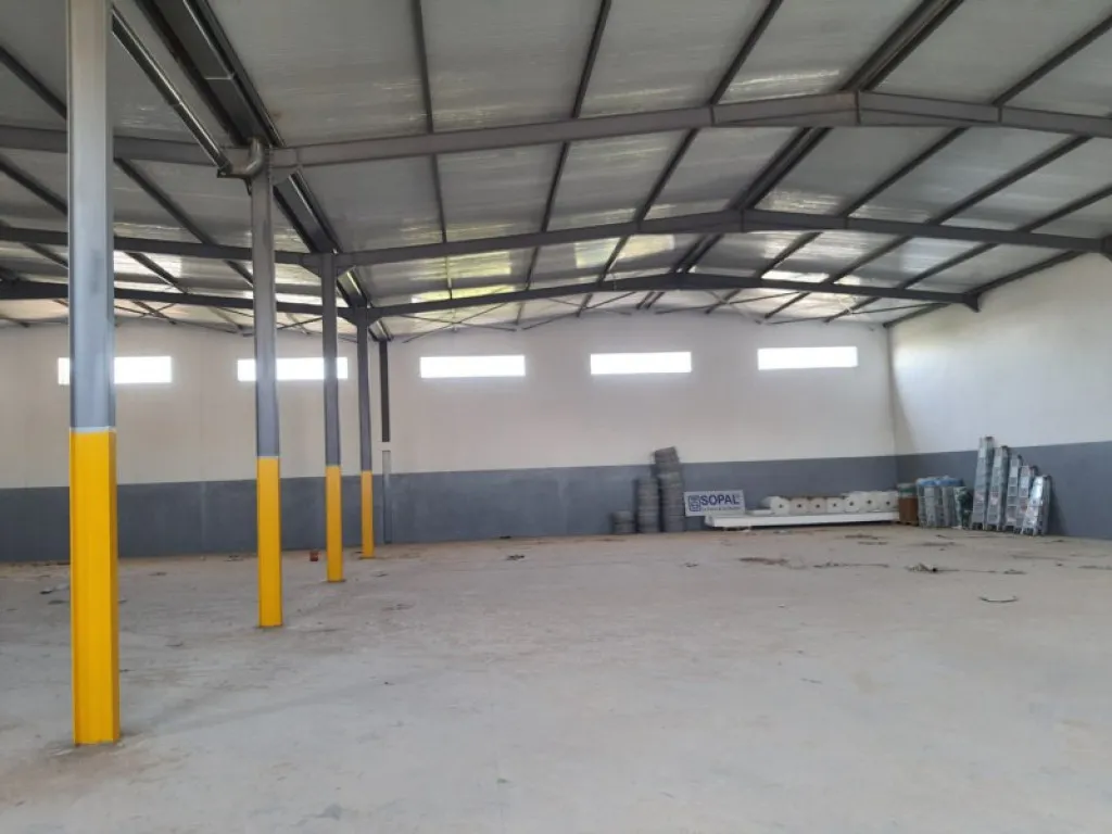 À louer : Dépôt industriel 1000 m² à Fouchena, hauteur 7 m, force électrique 264A, idéal pour stockage, logistique