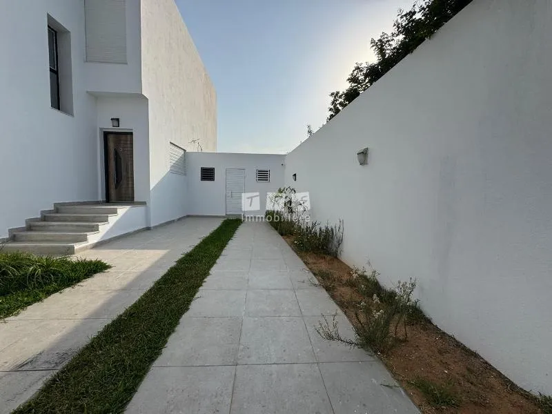 Villa VALORIA (Réf: V2964)