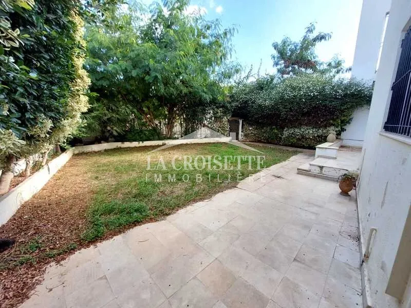 Villa S+4 avec jardin au Lac1 ZVL0546