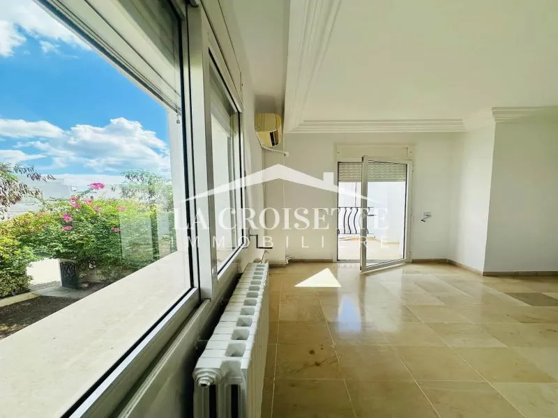 Villa S+4 avec jardin au Lac1 ZVL0546