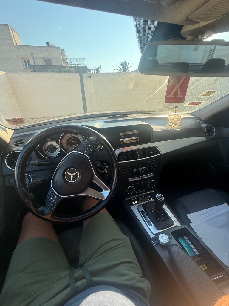 Mercedes c180 w204