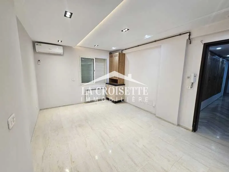 Appartement à usage bureautique H2 à La Soukra MBL0460