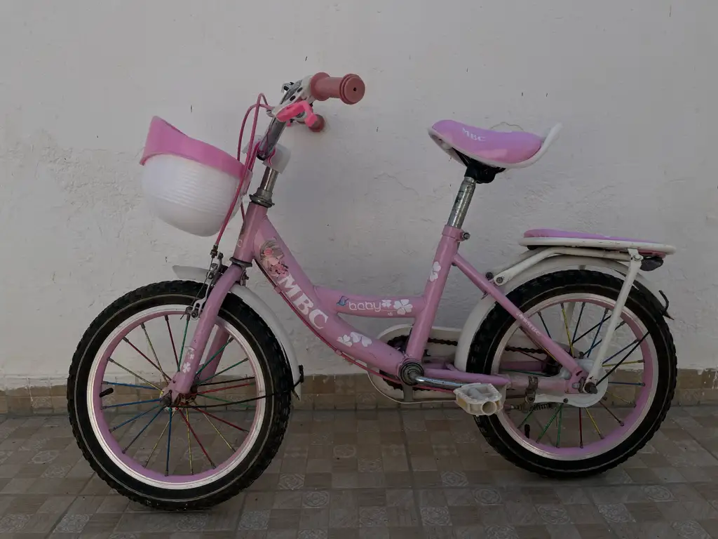 Vélo enfant rose – Bon état