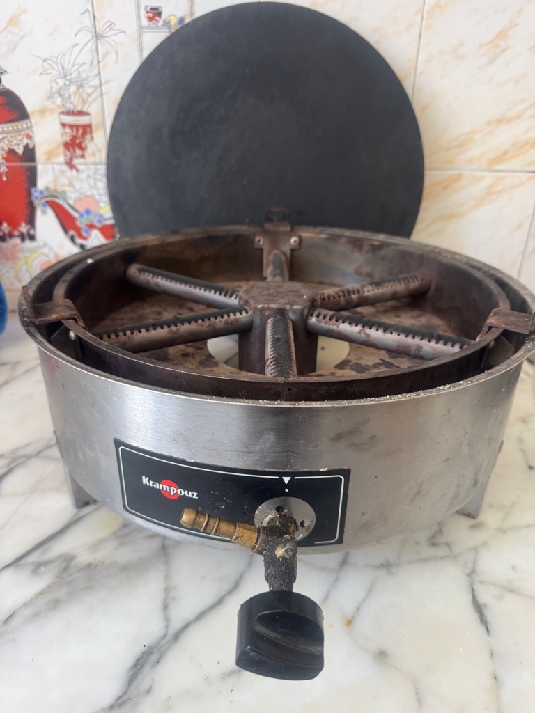 Machine à crêpe Karampouz