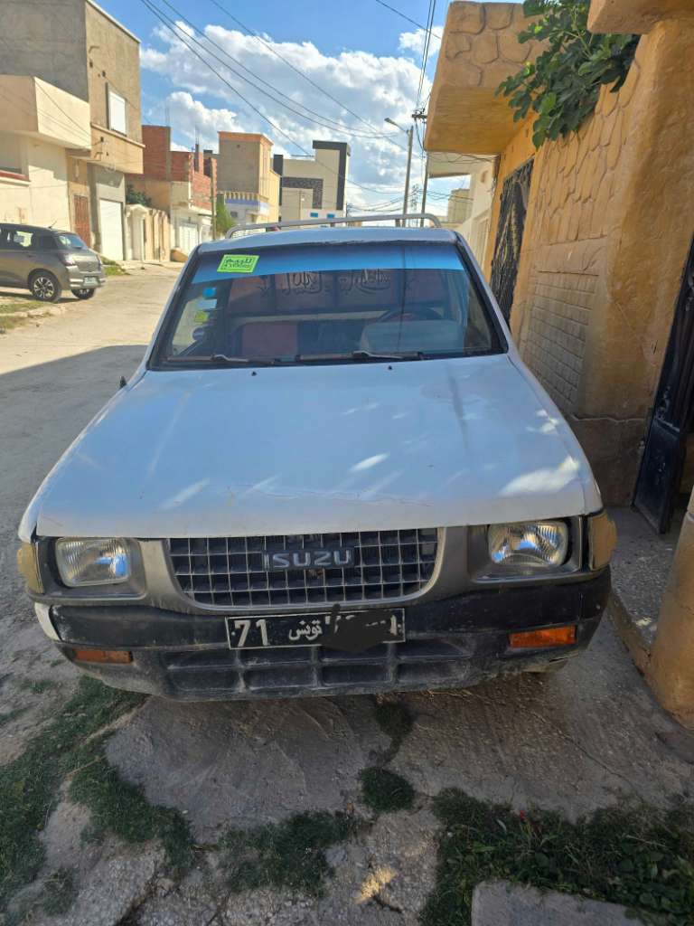 Isuzu 