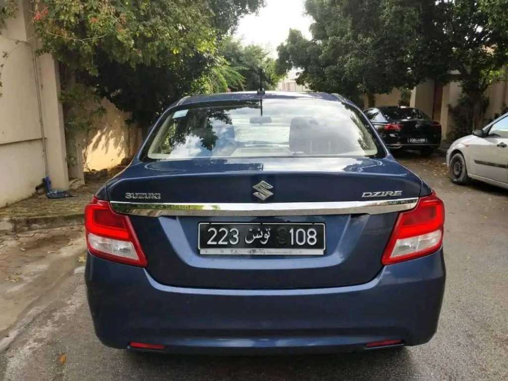 SUZUKI DZAIR PREMIÈRE MAIN EN EXCELLENT ÉTAT