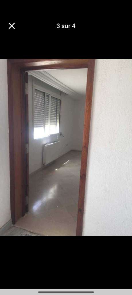 À louer appartement S2 à manar 1 côté route x3