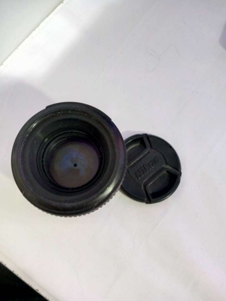 Caméra professionelle Nikon D800 avec objectif
