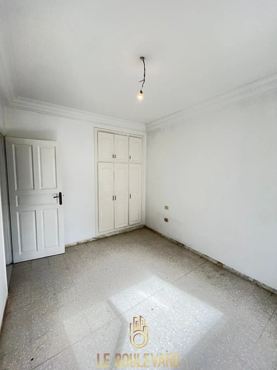 A Louer Etage De Villa S+3 Vide à AFH Mrezga, Cité El Wafa, Nabeul