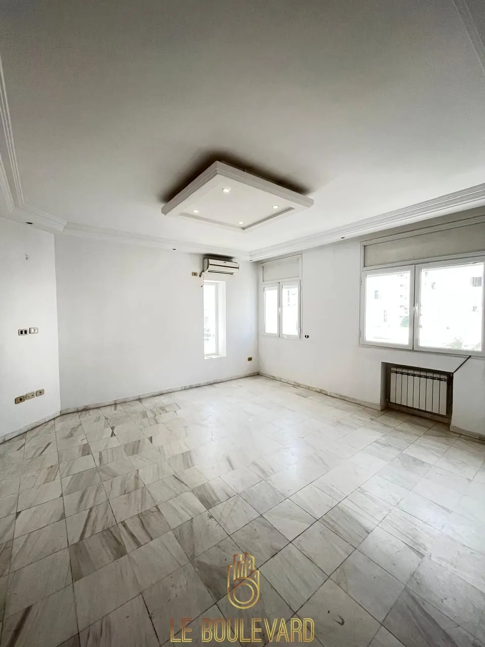 A Louer Etage De Villa S+3 Vide à AFH Mrezga, Cité El Wafa, Nabeul
