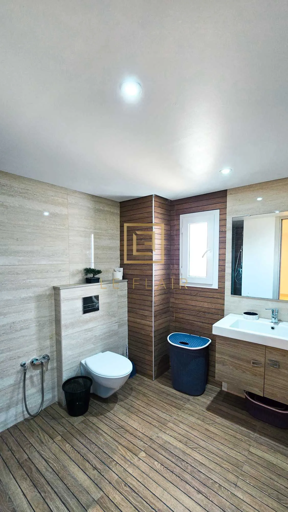 Duplex meuble la amrsa