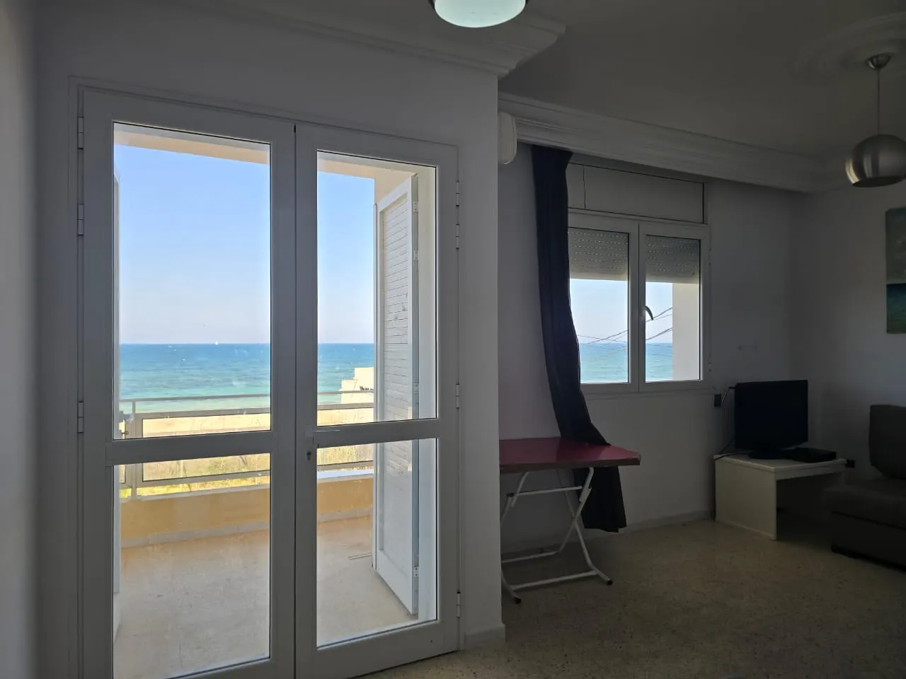APPARTEMENT S+2 PIED DANS L'EAU TANTANA CHATT_MARIEM