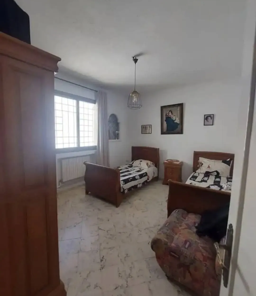 للبيع فيلا فاخرة بإطلالة بحرية - فرصة ذهبية في القنطاوي: موقع استثنائي🏡