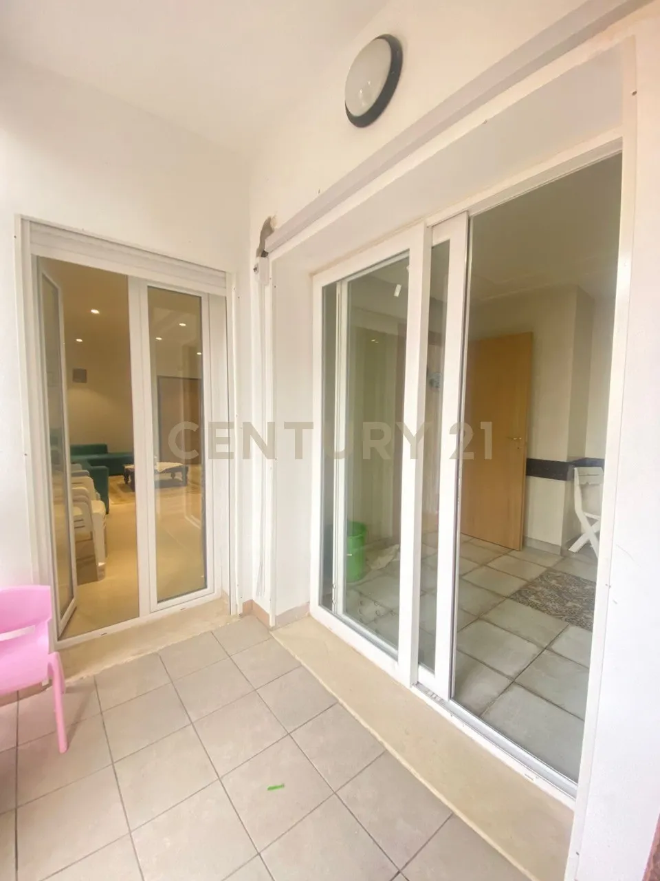 A vendre Appartement S+2 située à cité El Wafa AFH2