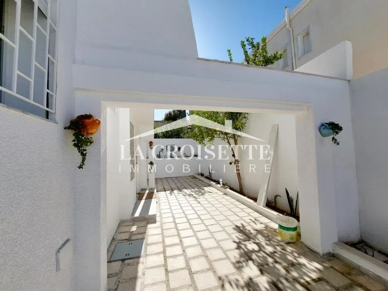 Duplex S+3 avec Jardin à louer à La Marsa MDL0707