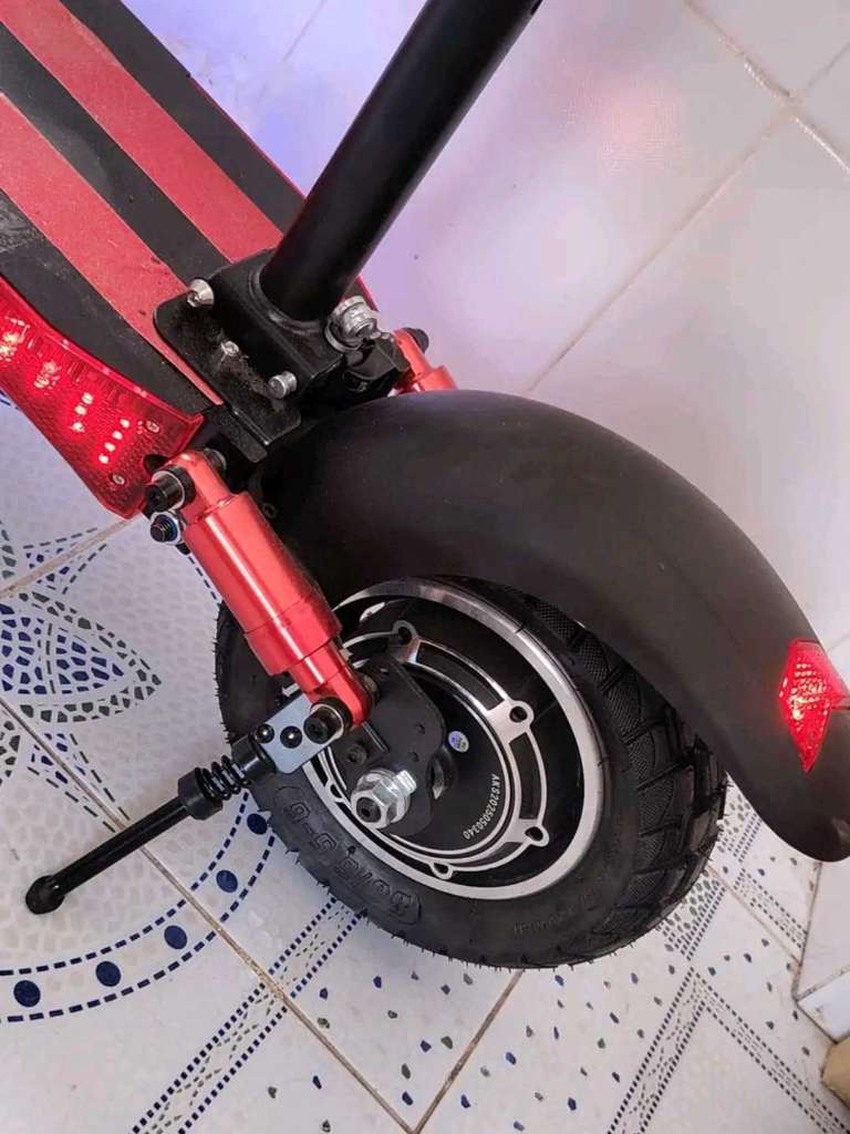 ..trotinette electrique
