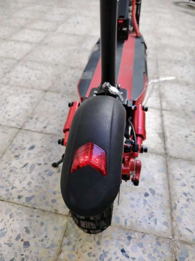 ..trotinette electrique
