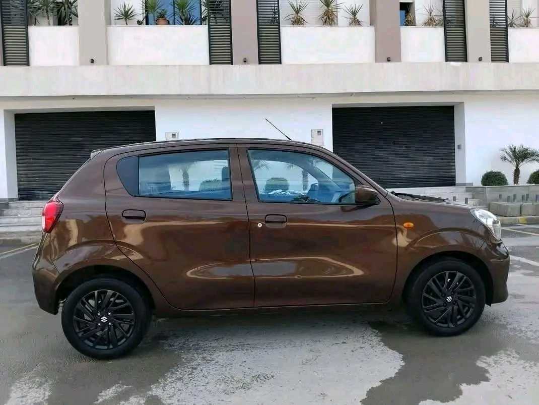 SUZUKI CELERIO PREMIÈRE MAIN EN EXCELLENT ÉTAT 