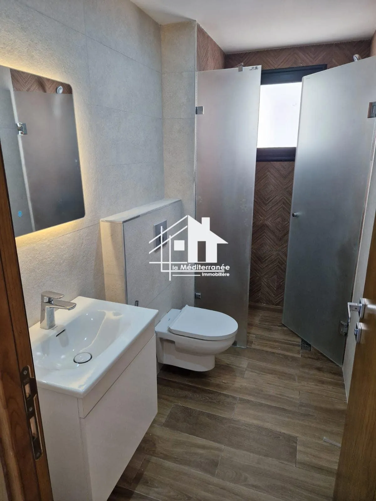 A louer appartement s2 hst à manouba
