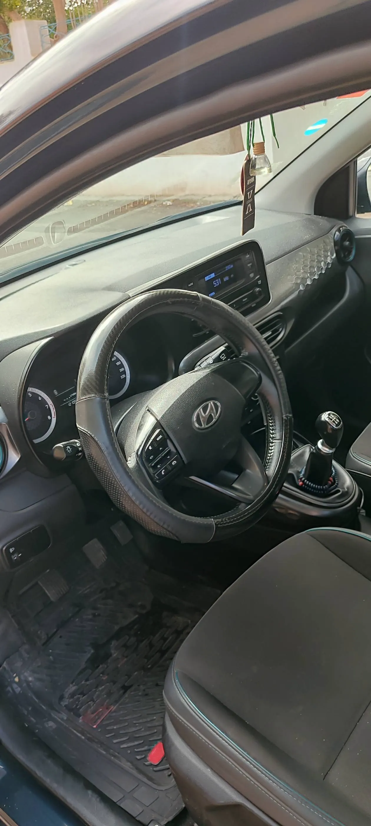 Hyundai grand i10   tel 21930921