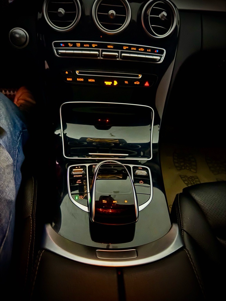 Mercedes C180 Amg à vendre