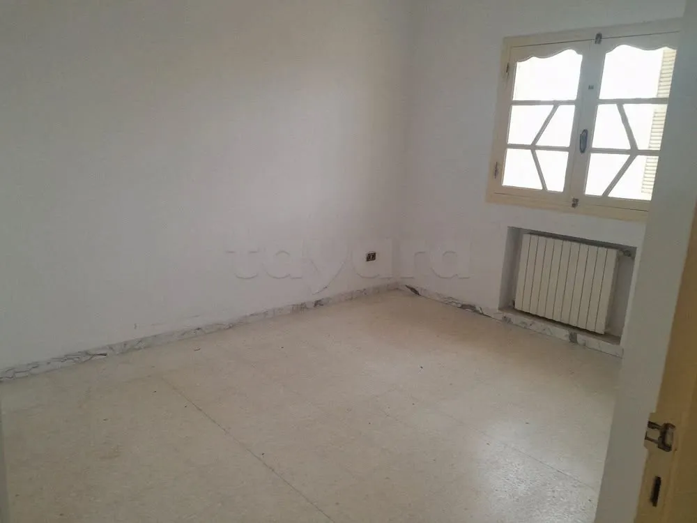 jolie étage de villa a louer 