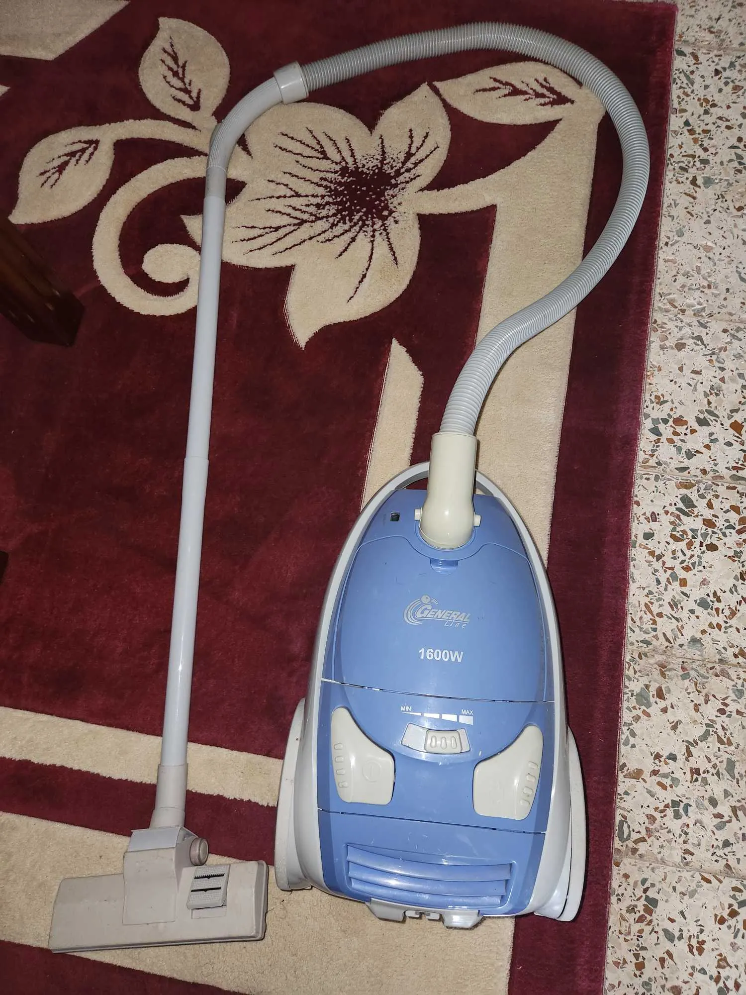 Aspirateur General Line 1600W