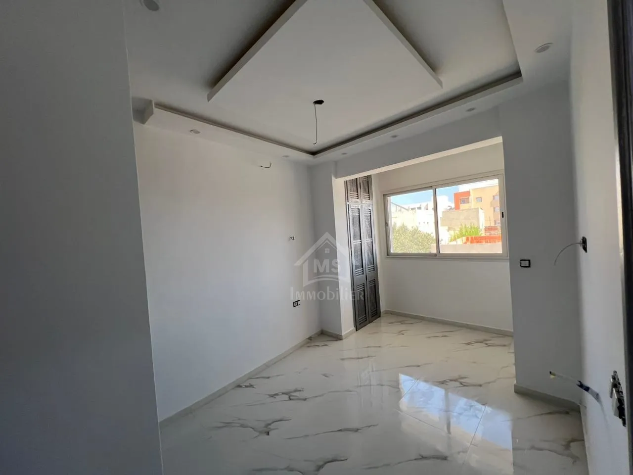 Charmant triplex tout neuf à Hammamet Sud à vendre 51355351