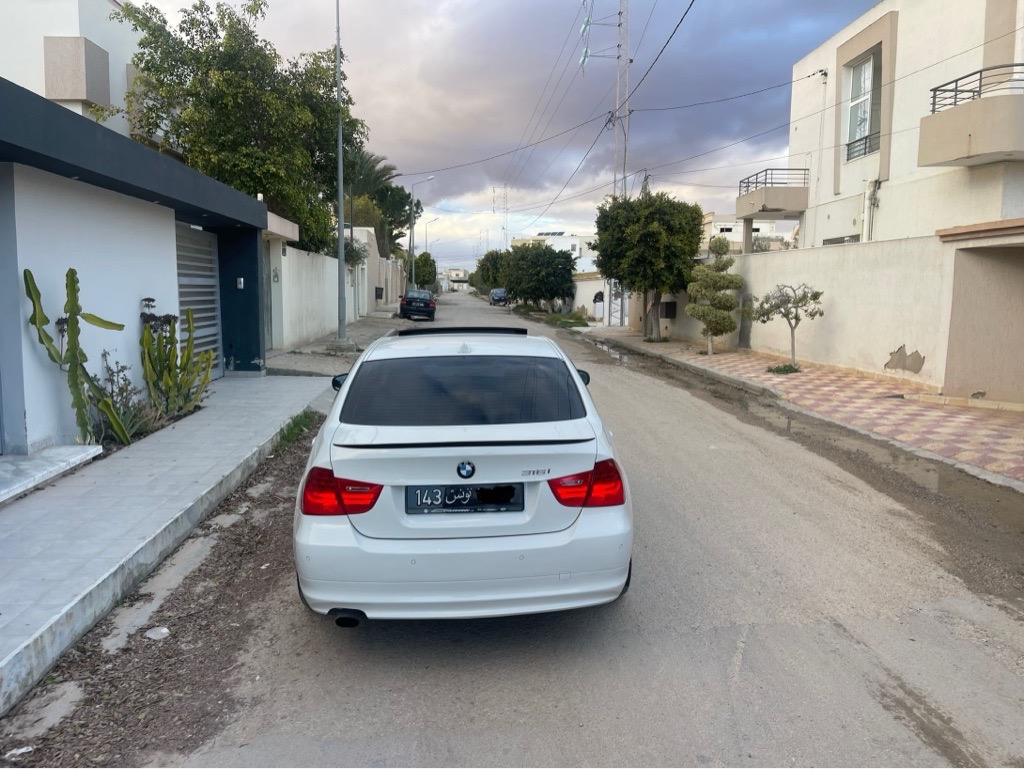 BMW Serie 316i e90 restylée Phase 2 fiable klm