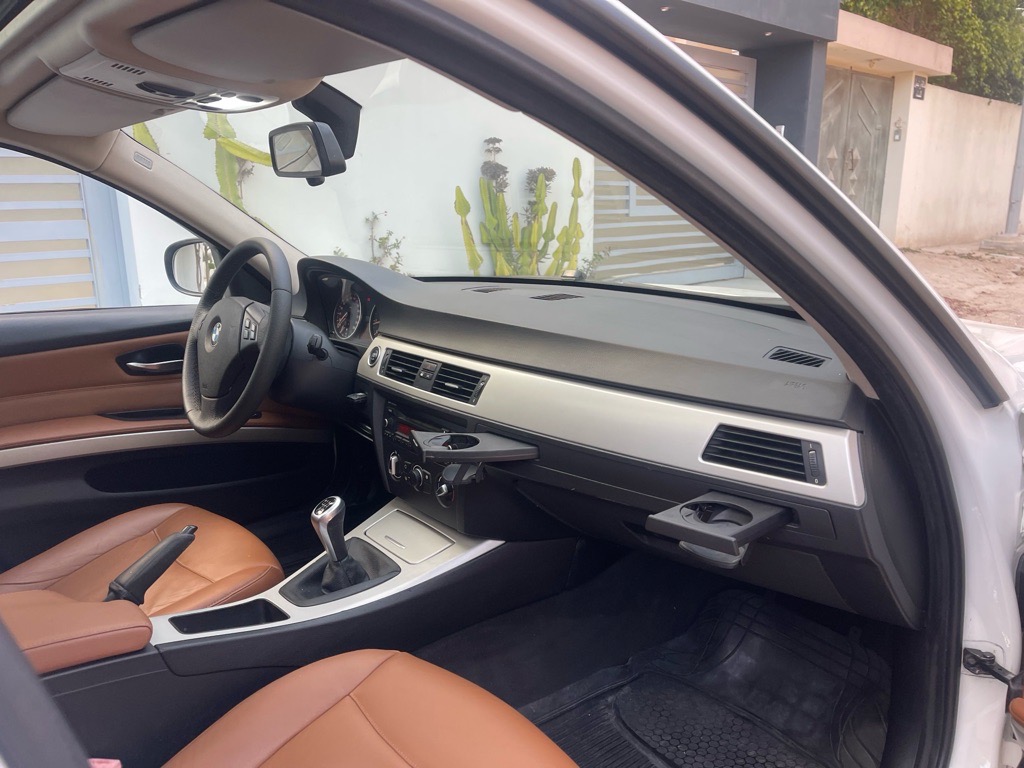 BMW Serie 316i e90 restylée Phase 2 fiable klm