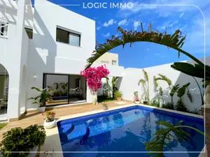 A vendre une belle villa située à route birbouragba 