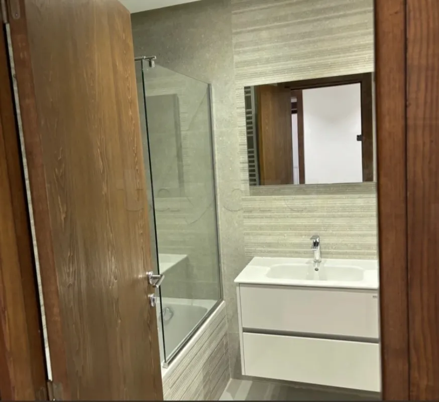 Location S2 vide à La Nouvelle Soukra