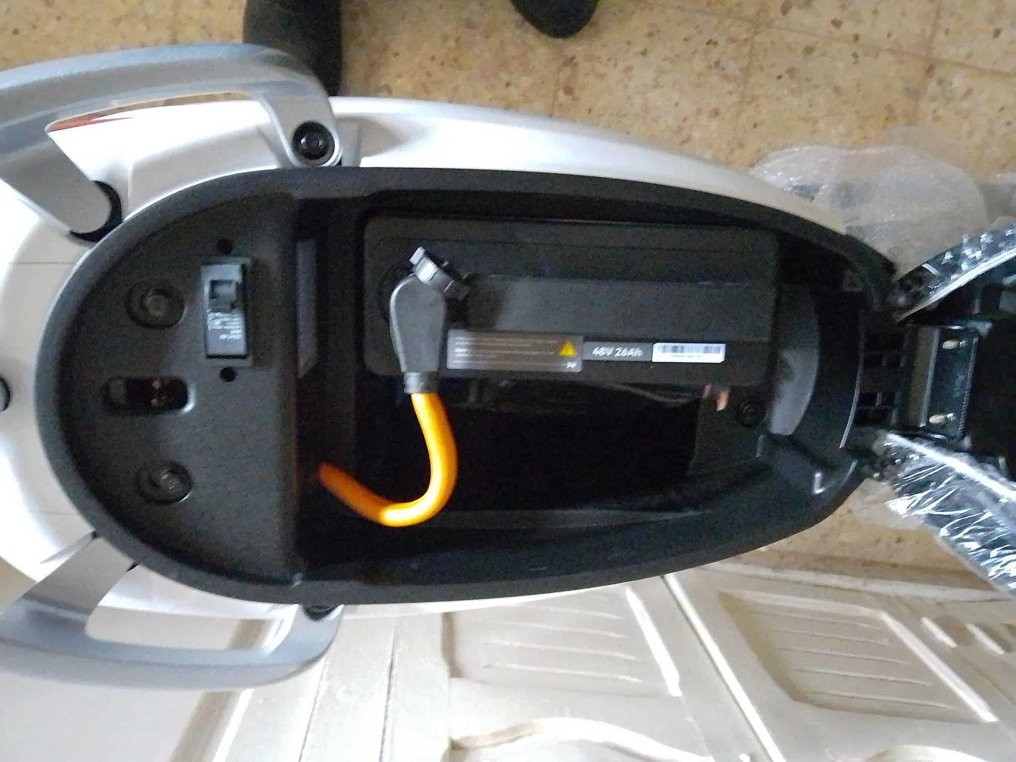 motos scooter électrique bosch neuf.tel:56177695.