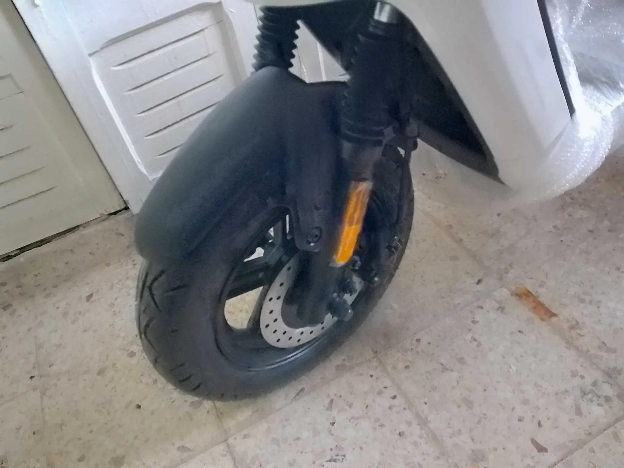 motos scooter électrique bosch neuf.tel:56177695.