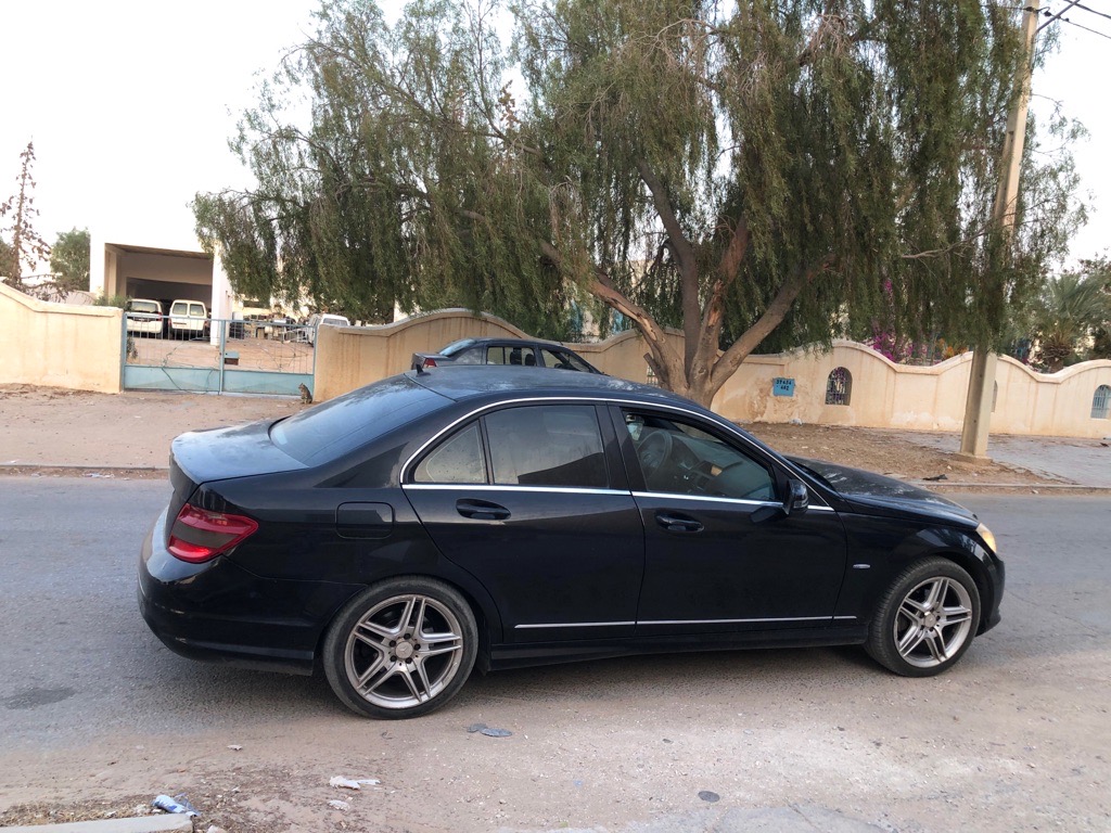 Mercedes C180