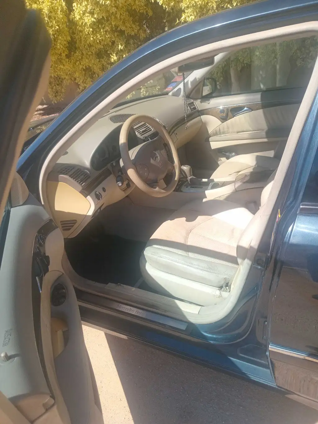 Mercedes E220