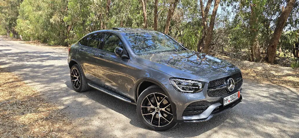 Une belle mercedes benz GLC300E AMG FULL importée d’Allemagne fin serie