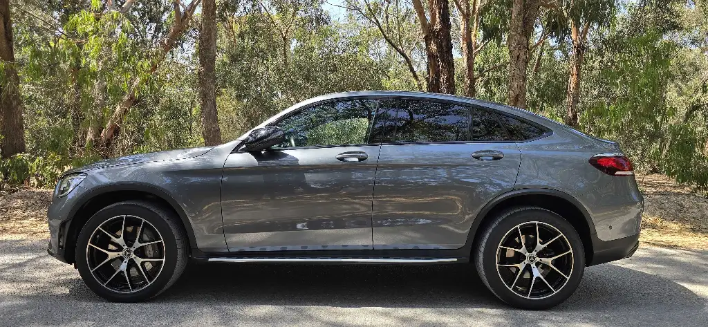 Une belle mercedes benz GLC300E AMG FULL importée d’Allemagne fin serie