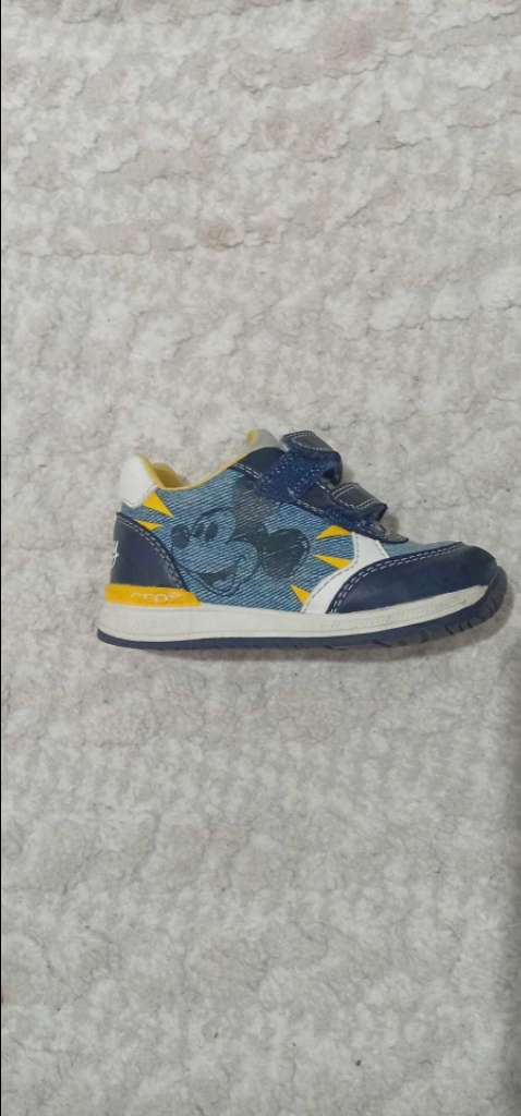 Basket geox pointure 22 