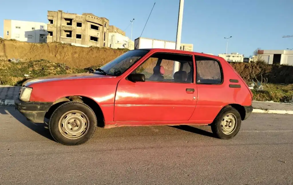 Peugeot 205