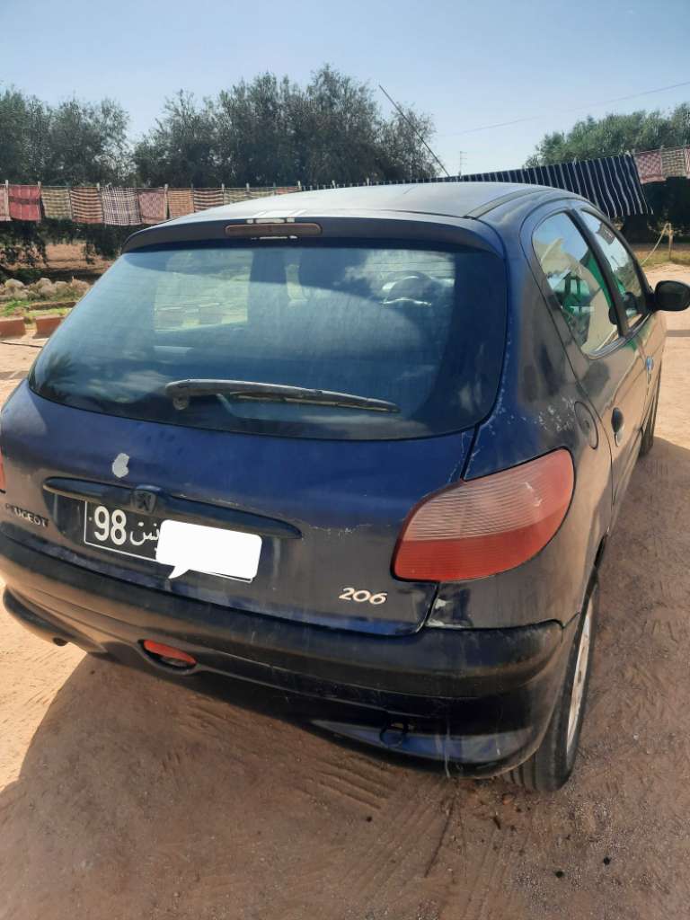 Peugeot 206.5ch essence
